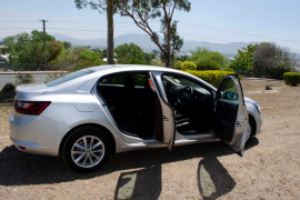 2018 MY17 Renault Megane Sedan LFF Zen Sedan