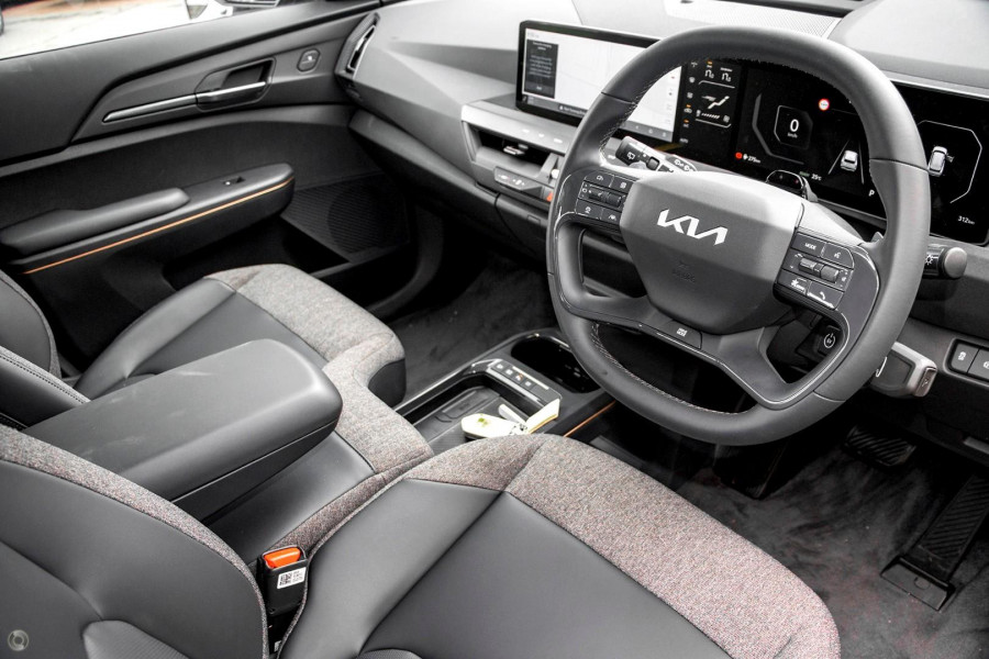 2026 Kia EV5 OVc Air Long Range SUV Image 5