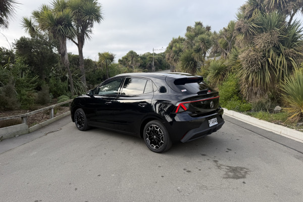 2026 MG MG4 AH4E Essence 64 Hatch Image 3