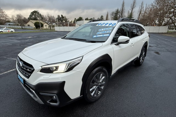 2024 Subaru Outback 6GEN AWD Touring SUV Image 7