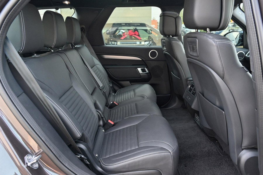 2025 Land Rover Discovery Series 5 D350 Dynamic HSE SUV