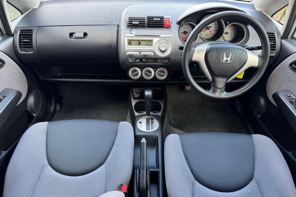 2007 Honda Jazz GD GLi Hatch Image 13