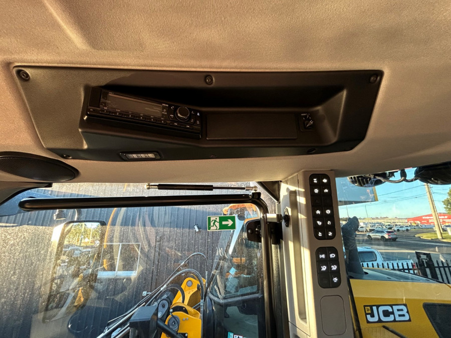 2026 JCB FASTRAC Other Image 13