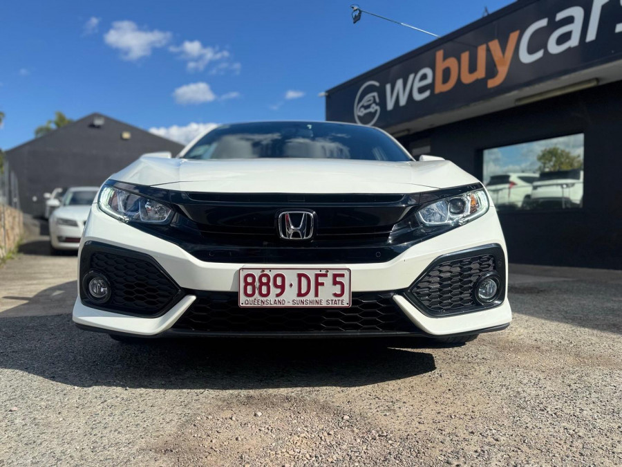 2018 Honda Civic 10th Gen VTi-S Hatch Image 3