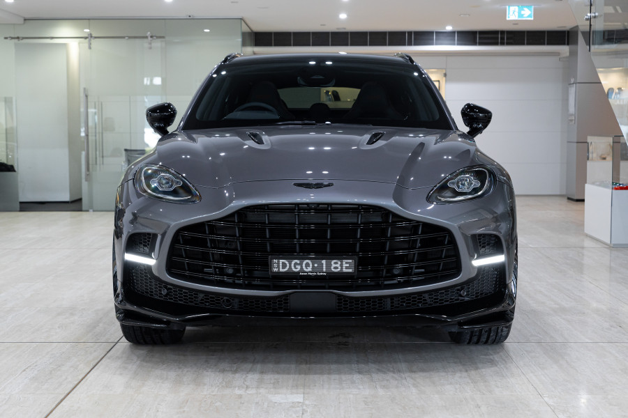 2025 Aston Martin DBX Wagon Image 2
