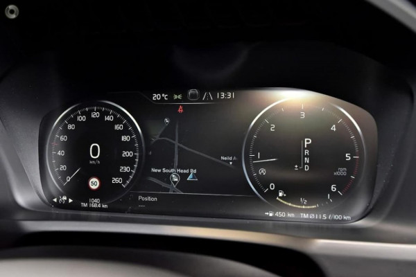 2019 Volvo XC90 L Series D5 Momentum Suv Image 3