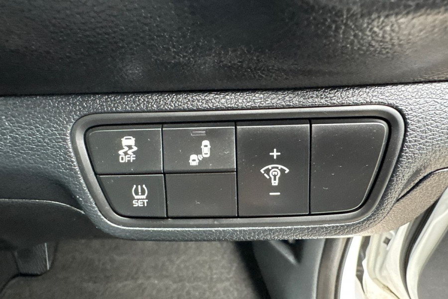 2024 Kia Cerato BD S with Safety Pack Hatch Image 20