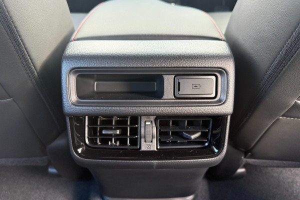 2026 Isuzu D-MAX RG X-TERRAIN Ute Image 13