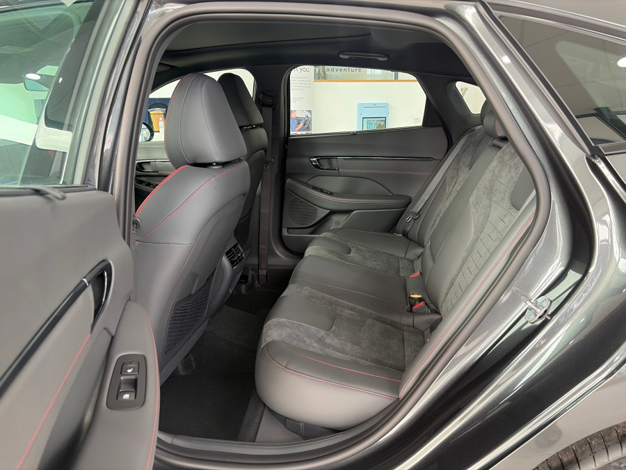 2026 Hyundai Sonata DN8.V4 N Line Sedan Image 7