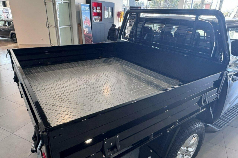 2025 Mitsubishi Triton MV  GLX+ Cab Chassis Image 24