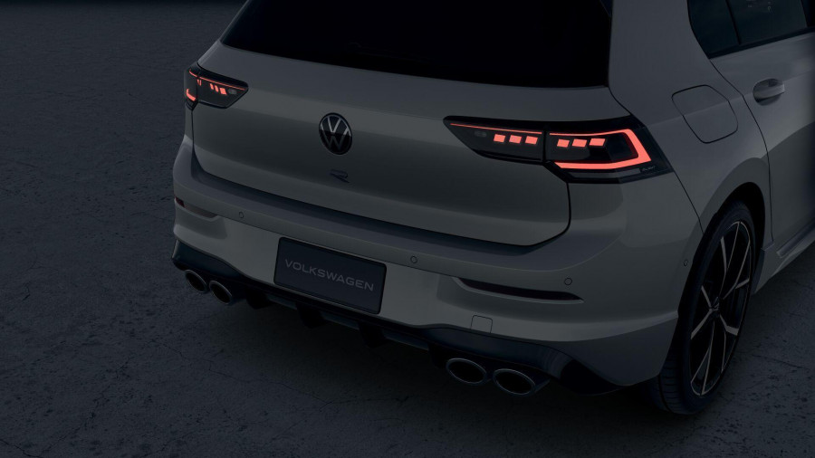 2026 MY25 Volkswagen Golf 8.5 R Hatch Image 2