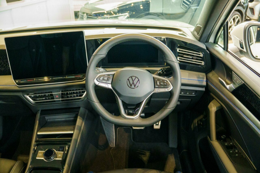 2026 Volkswagen Tiguan CT 195TSI R-Line SUV Image 8