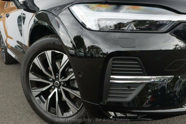 2025 Volvo XC60 UZ Plus B5 SUV Image 2