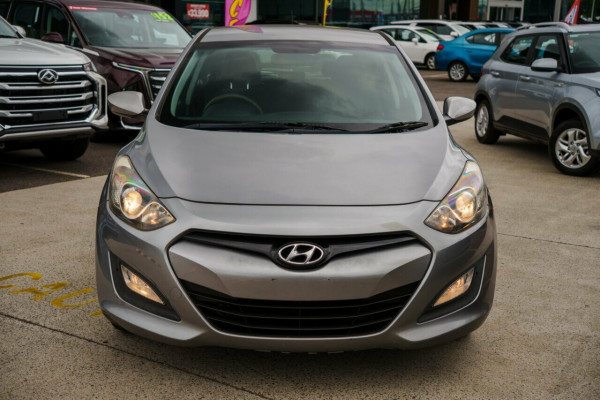 2013 Hyundai i30 GD2 Active Hatch Image 5