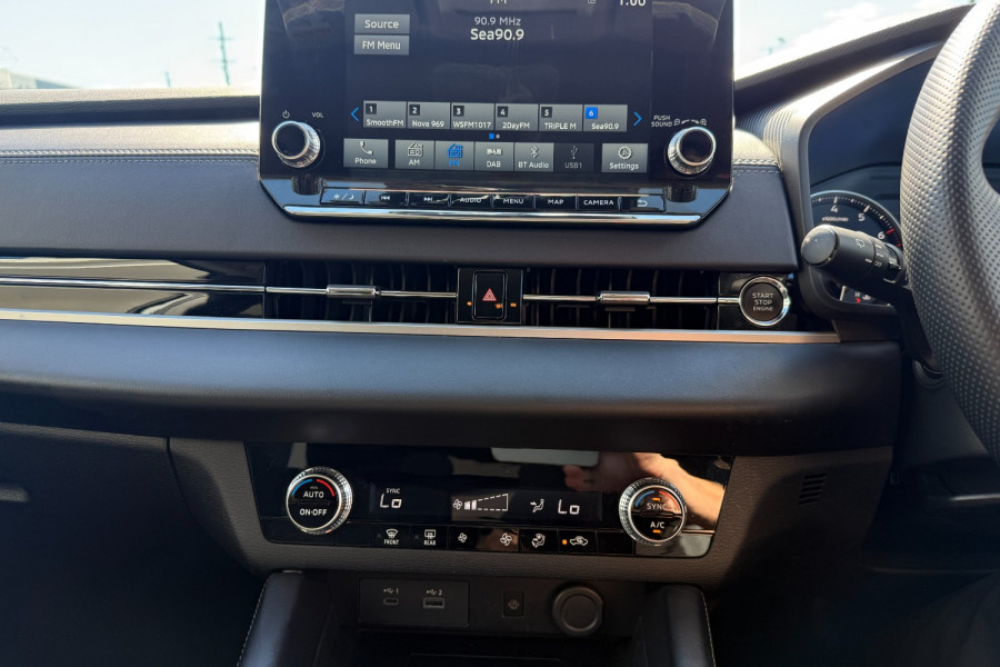 2023 MY24 Mitsubishi Outlander ZM LS SUV Image 19