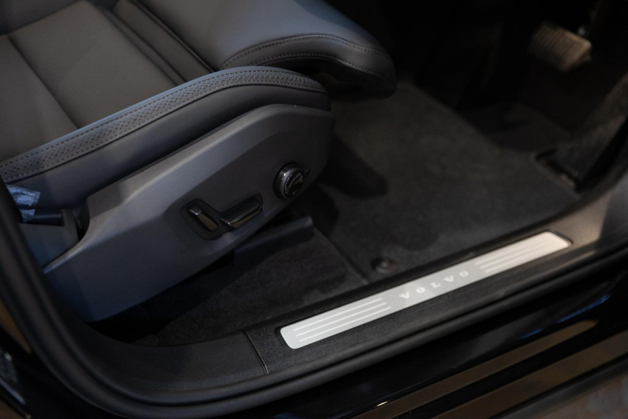 2026 Volvo XC60 UZ Plus B5 Bright SUV Image 17