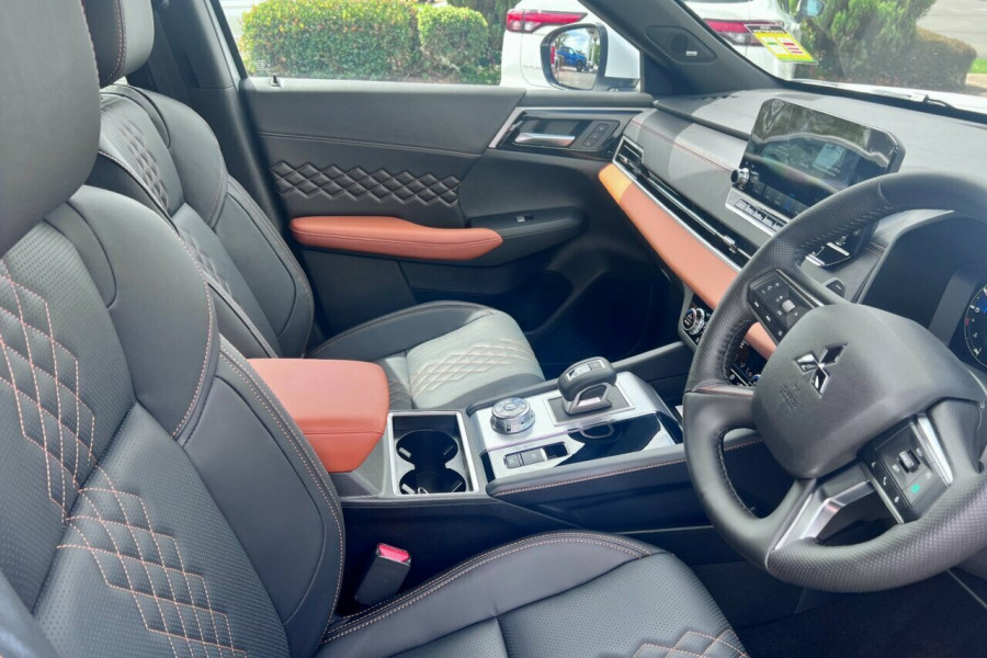 2024 Mitsubishi Outlander ZM Exceed Tourer SUV