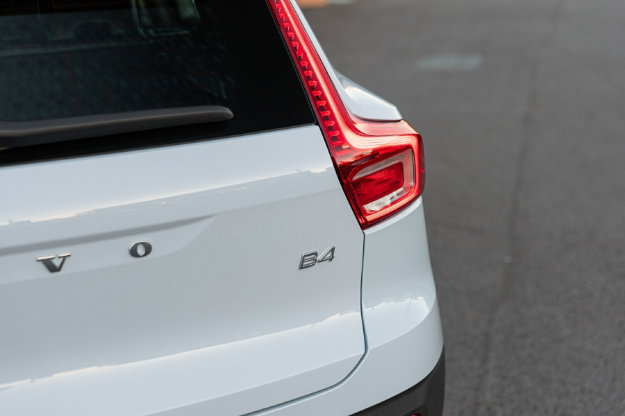 2025 MY26 Volvo XC40 XZ Plus B4 SUV Image 20