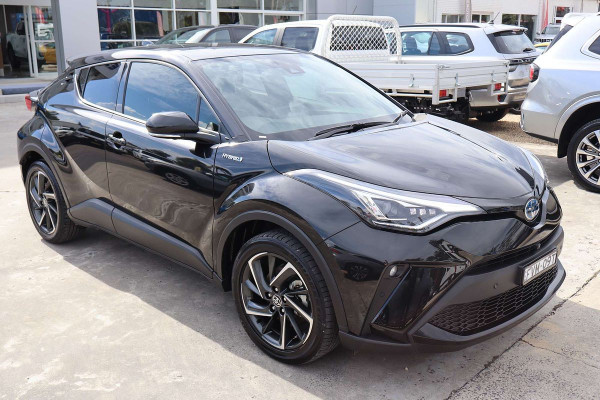 2023 Toyota C-HR  Koba SUV