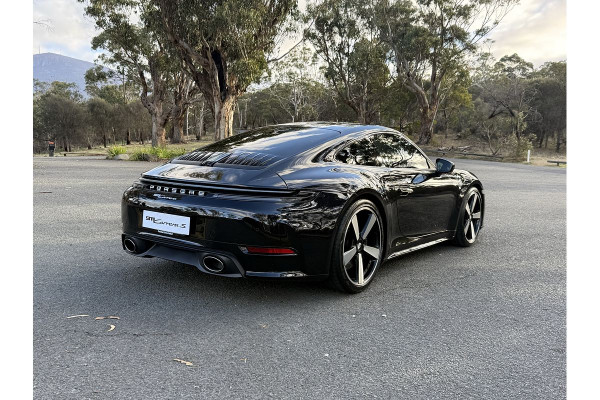2025 Porsche 911 992 Carrera S Coupe Image 7