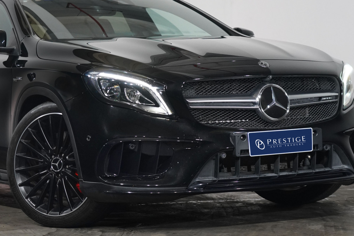 2018 Mercedes-Benz Gla 45 4matic SUV Image 2