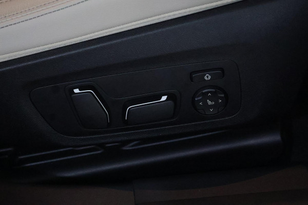2025 BMW 3 Series G20 LCI II 330i M Sport Sedan image 13