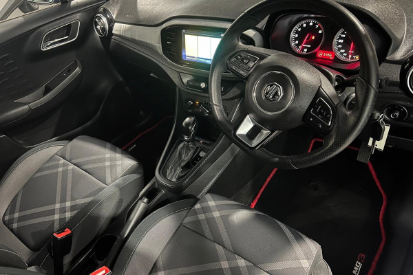 2020 MG MG3 SZP1 Core Hatch Image 12