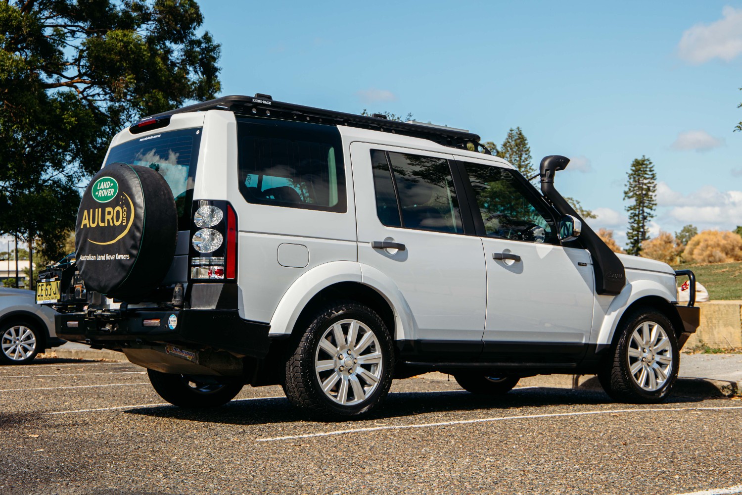 2015 Land Rover Discovery TDV6 Wagon Image 16