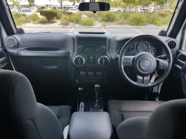 2013 MY12 Chrysler Wrangler JK Unlimited Softtop