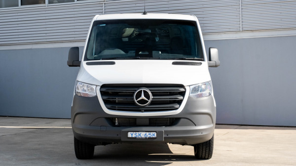 2025 Mercedes-Benz Sprinter VS30 311CDI MWB Van image 8