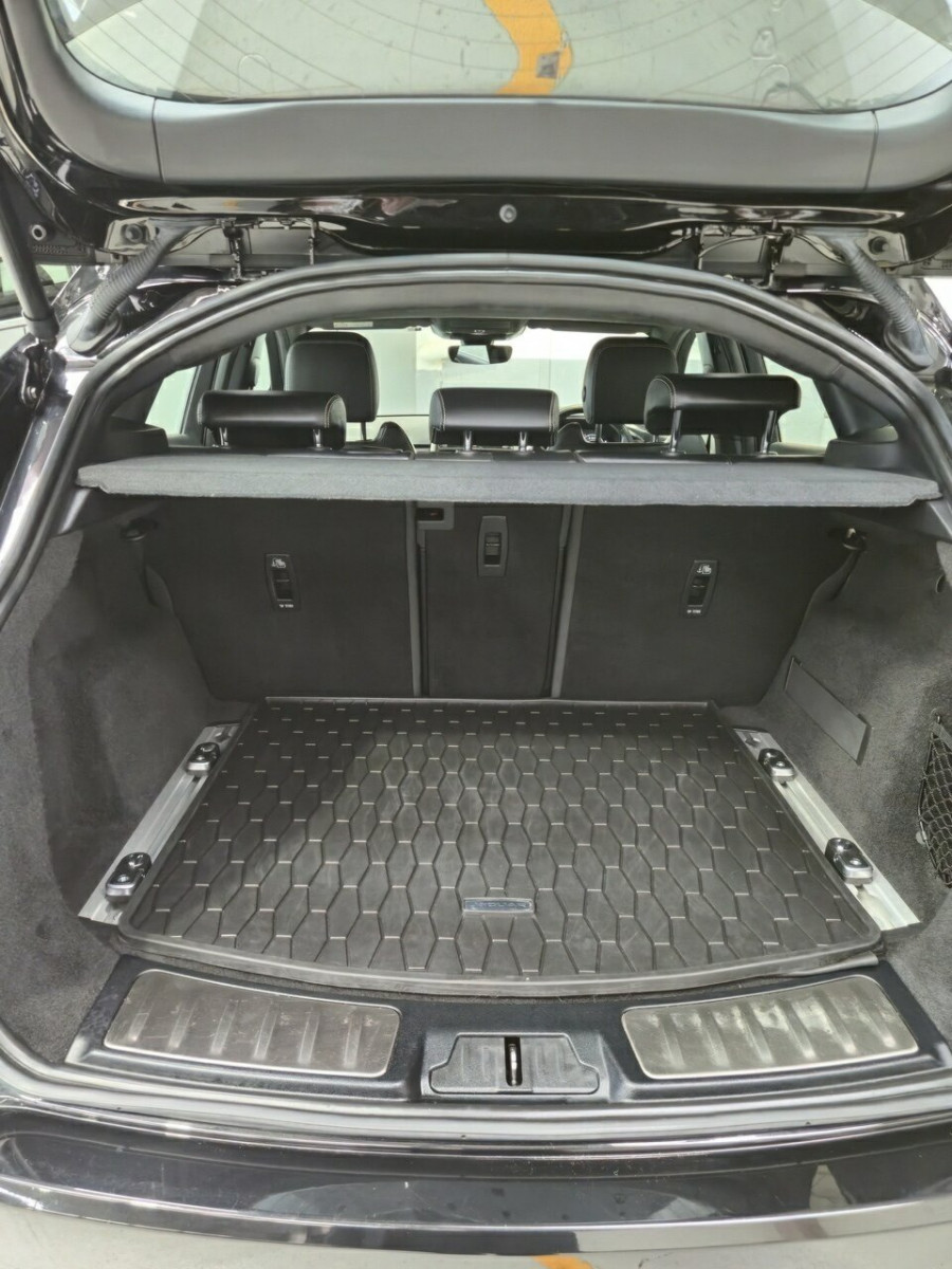 2021 Jaguar E-PACE X540 R-Dynamic S Wagon Image 21