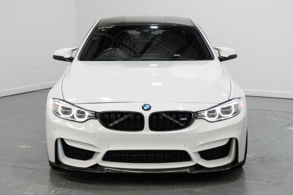 2016 BMW M4 Coupe Image 8