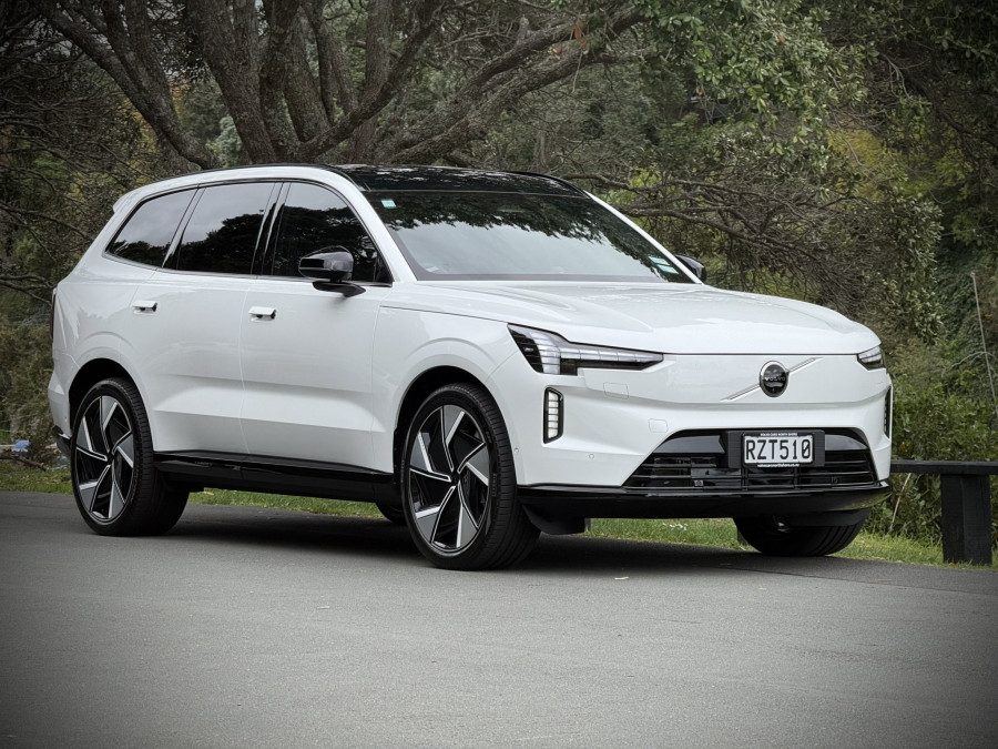 2026 Volvo EX90 No Series Ultra Twin Motor Performance SUV Image 6
