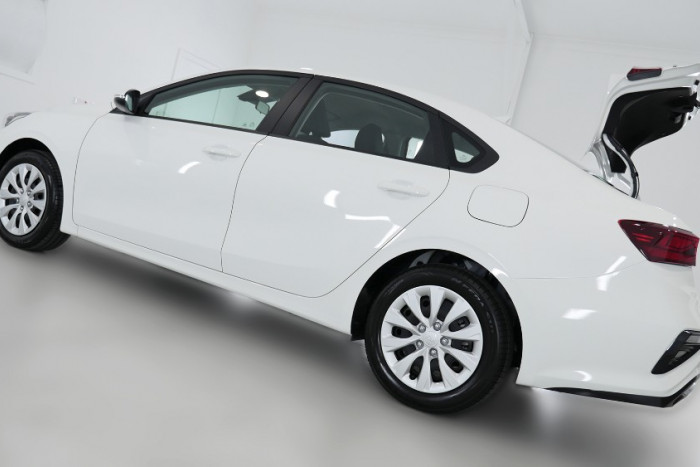 2019 MY20 Kia Cerato Sedan BD S with Safety Pack Sedan Image 25