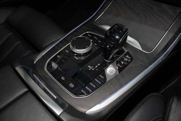 2019 BMW X7 Xdrive30d SUV Image 21