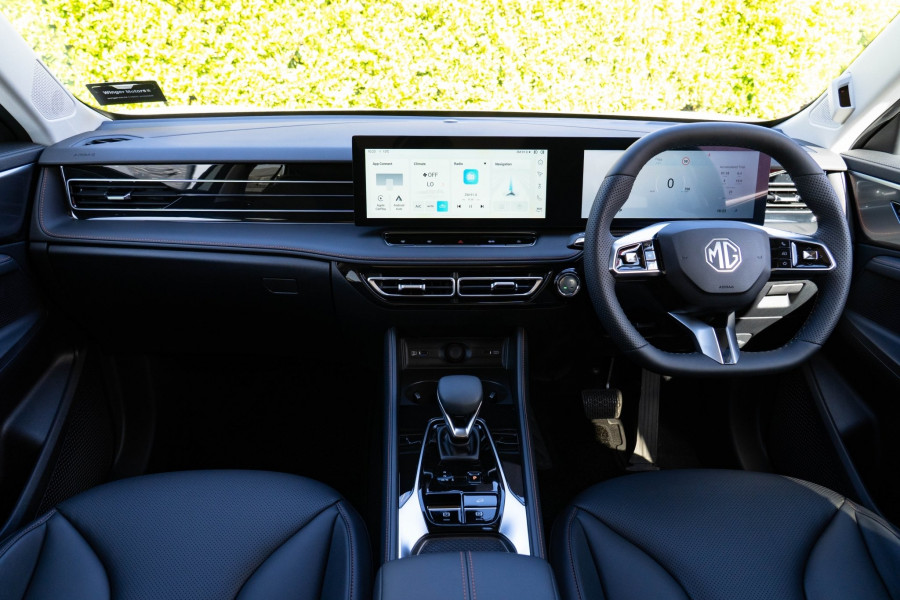 2026 MG HS Essence SUV Image 13