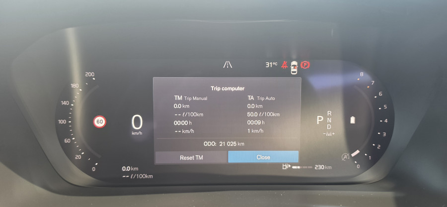 2023 Volvo XC40 XZ Ultimate B5 Dark SUV Image 21