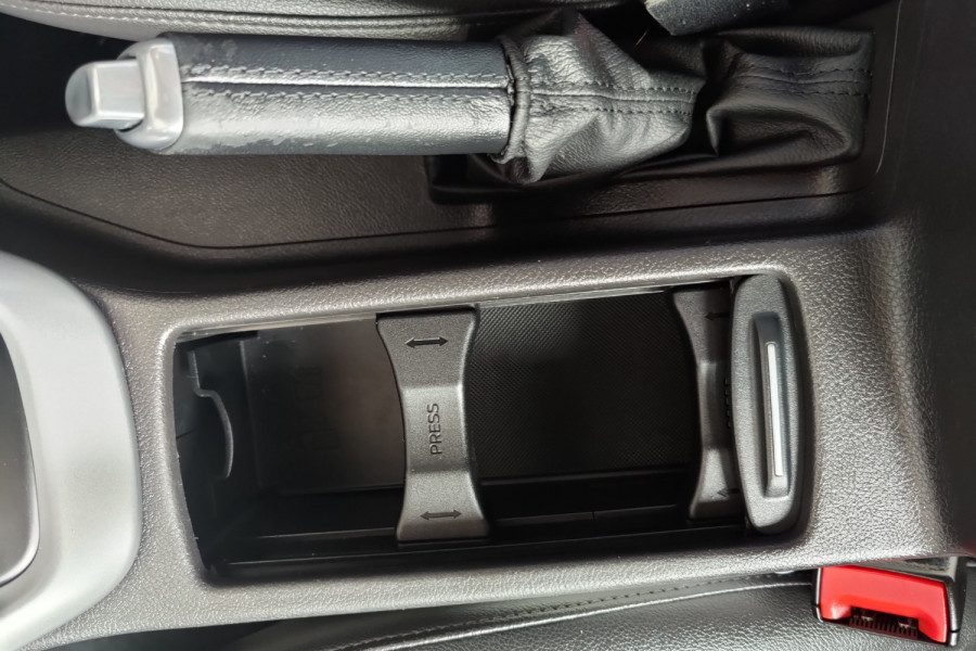 2016 Ford Focus LZ Titanium Hatch Image 28