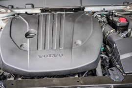 2023 MY24 Volvo XC60 UZ Ultimate B5 Bright SUV