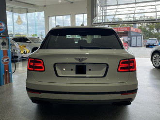 2019 Bentley Bentayga 4V MY20 Suv Image 5