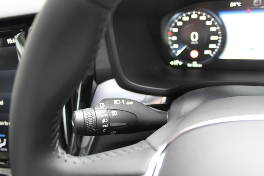 2019 MY20 Volvo V60 F-Series T5 Momentum Wagon Image 10