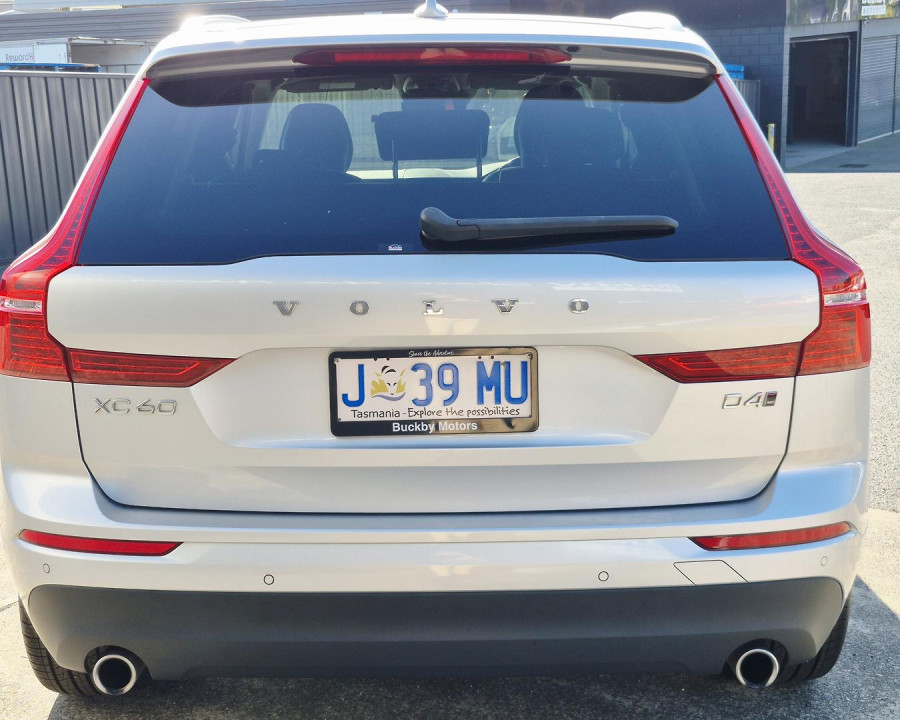 2020 MY21 Volvo XC60 UZ D4 Momentum SUV Image 4