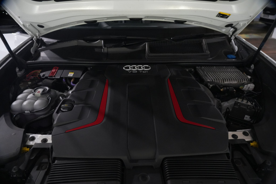 2020 Audi SQ8 F1 TDI SUV Image 37