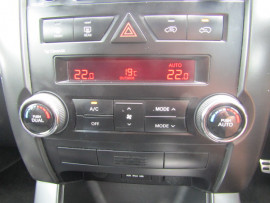 2011 Kia Sorento R 7 Seater 2.2 Diesel Sports utility vehicle