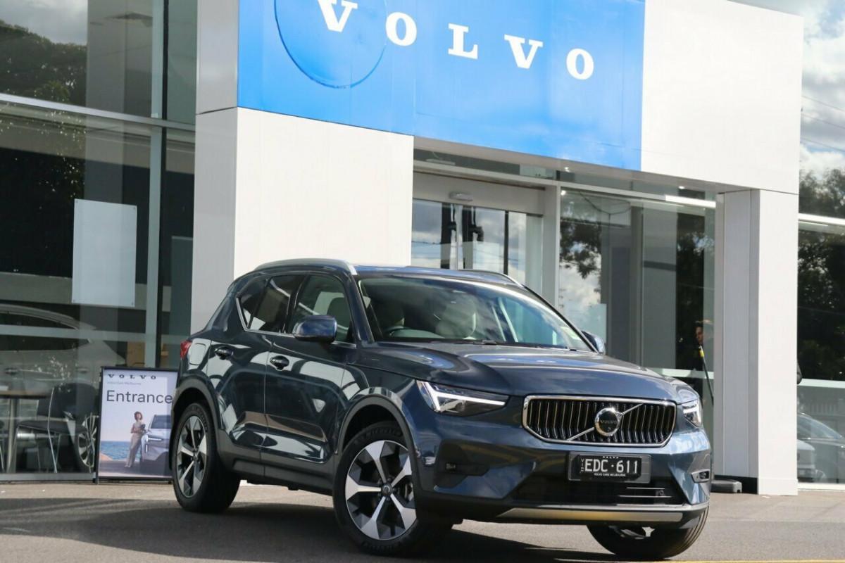2025 MY26 Volvo XC40 XZ Ultra B4 Bright SUV