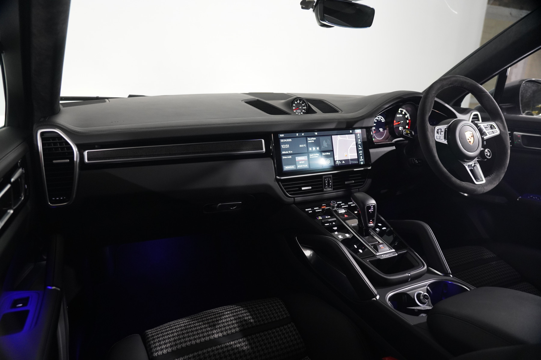 2019 Porsche Cayenne Turbo Coupe Image 12