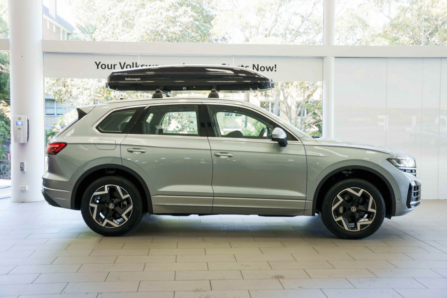 2024 Volkswagen Touareg RC 170TDI SUV Image 5