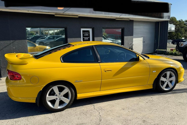 2003 Holden Monaro V2 Series II CV8 Coupe Image 5