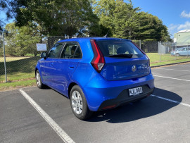 2019 [THIS VEHICLE IS SOLD] image 5