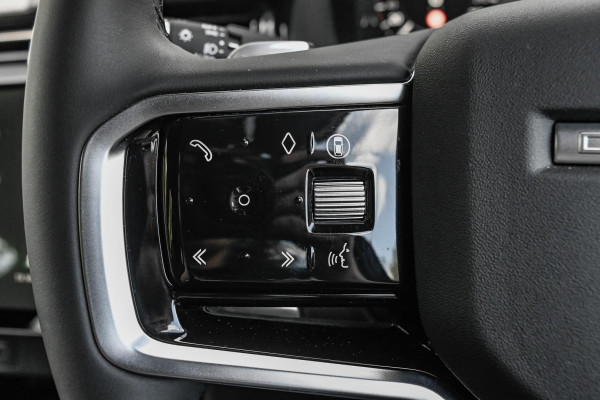 2024 Land Rover Discovery Sport L550 P250 Dynamic SE SUV image 18